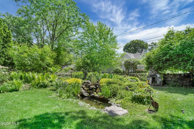 723 Sanders Avenue, Glenville, NY 12302