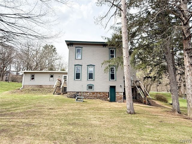 1083 Glenwood Circle, Oneida, NY 13421