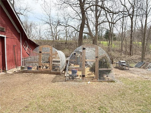 1083 Glenwood Circle, Oneida, NY 13421