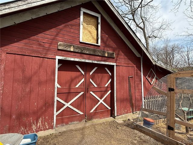 1083 Glenwood Circle, Oneida, NY 13421