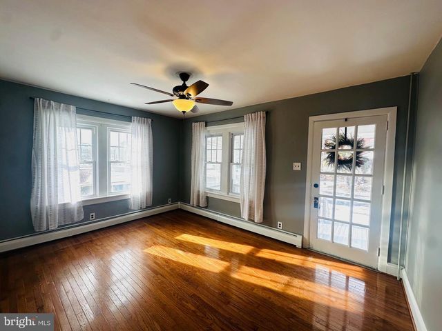 250 W HAMLIN AVE, Telford, PA 18969