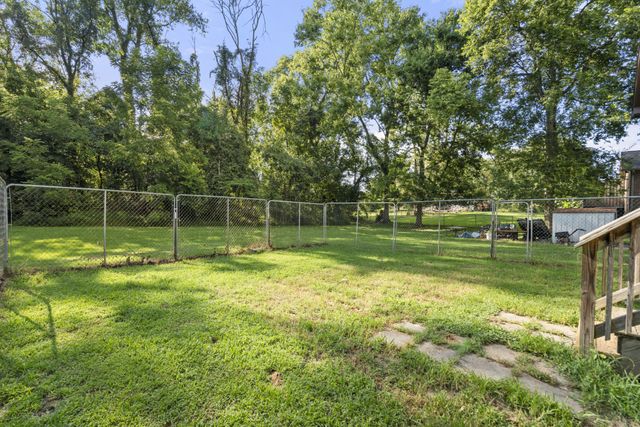 2272 Zion Rd, Columbia, TN 38401