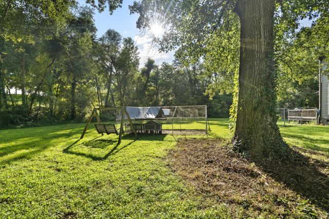 2272 Zion Rd, Columbia, TN 38401