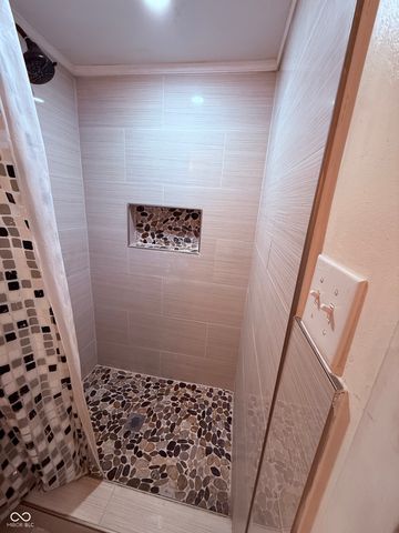 2827 S Rybolt Avenue, Indianapolis, IN 46241