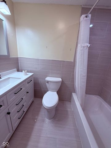 2827 S Rybolt Avenue, Indianapolis, IN 46241