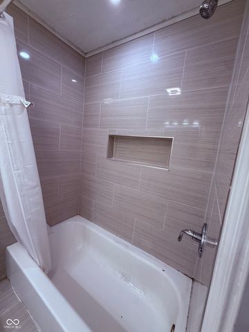 2827 S Rybolt Avenue, Indianapolis, IN 46241