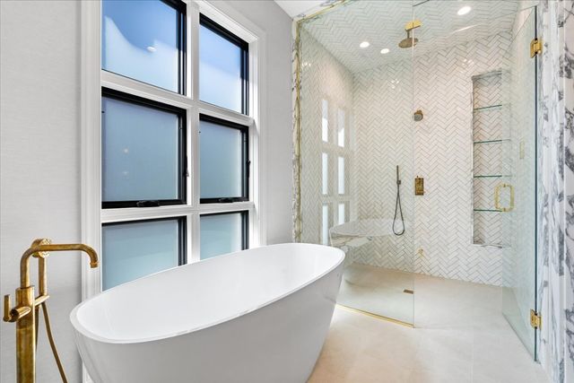 2119 N Seminary Avenue, Chicago, IL 60614