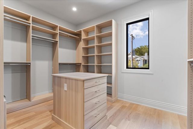 2119 N Seminary Avenue, Chicago, IL 60614