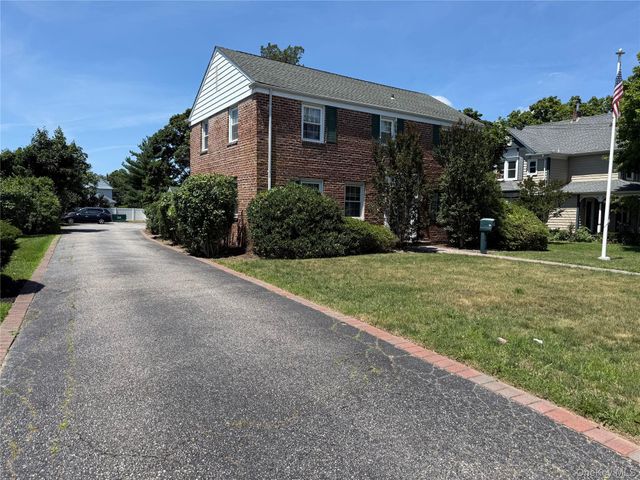 156 N Ocean Avenue, Patchogue, NY 11772