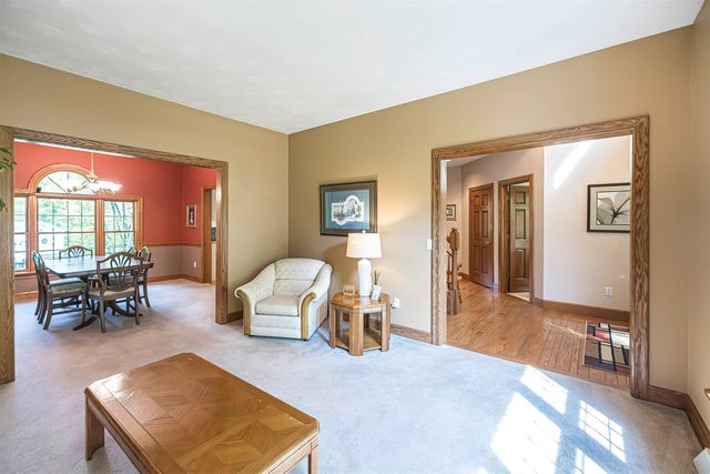 5908 BEACON HILL Lane, Erie, PA 16509