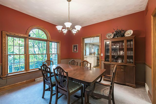 5908 BEACON HILL Lane, Erie, PA 16509