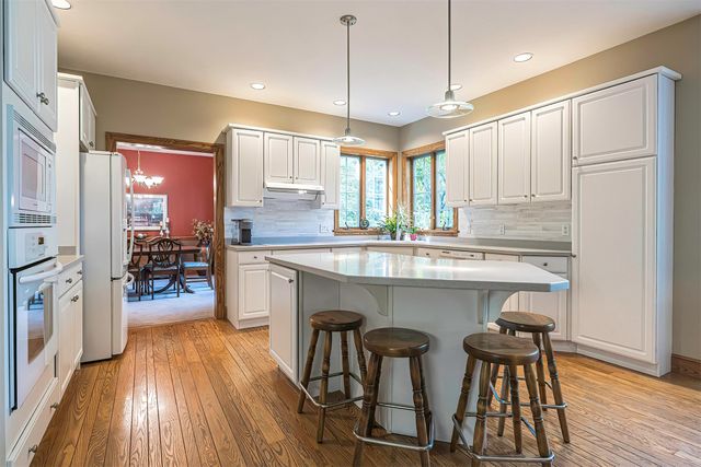 5908 BEACON HILL Lane, Erie, PA 16509