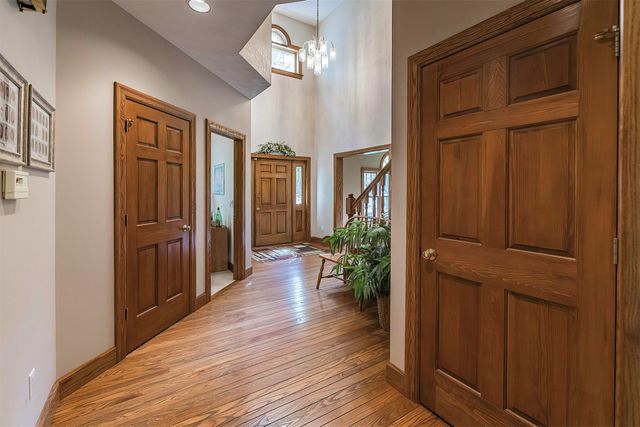 5908 BEACON HILL Lane, Erie, PA 16509