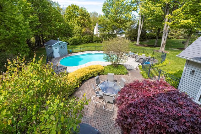 5908 BEACON HILL Lane, Erie, PA 16509