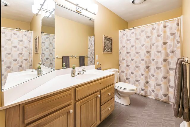 5908 BEACON HILL Lane, Erie, PA 16509