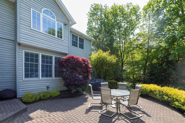 5908 BEACON HILL Lane, Erie, PA 16509