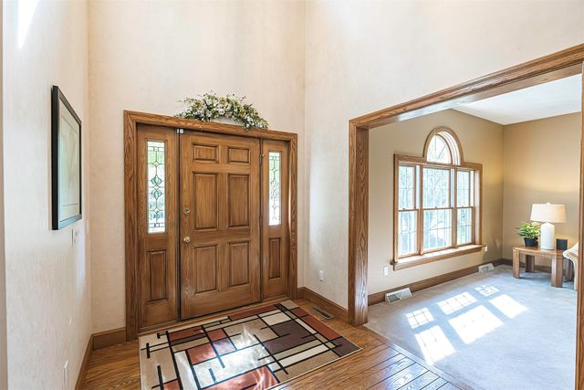 5908 BEACON HILL Lane, Erie, PA 16509