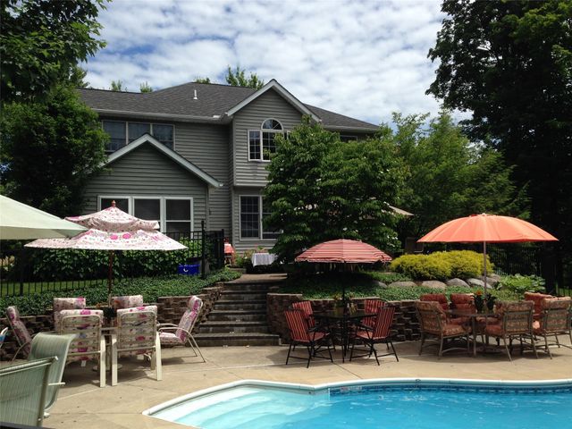 5908 BEACON HILL Lane, Erie, PA 16509