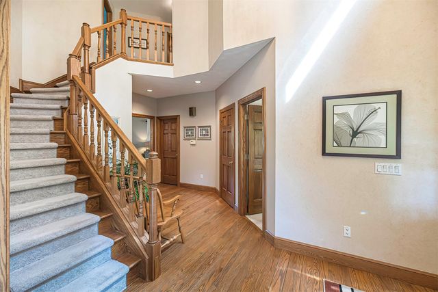 5908 BEACON HILL Lane, Erie, PA 16509