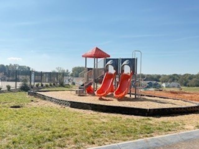 1373 English Oak Drive, Clarksville, TN 37043