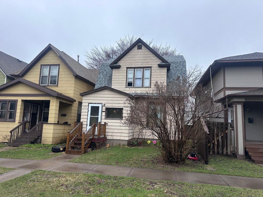 1620 Banks Avenue, Superior, WI 54880