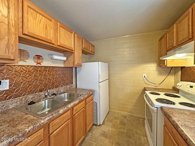1776 S Palo Verde Avenue C 111, Tucson, AZ 85713