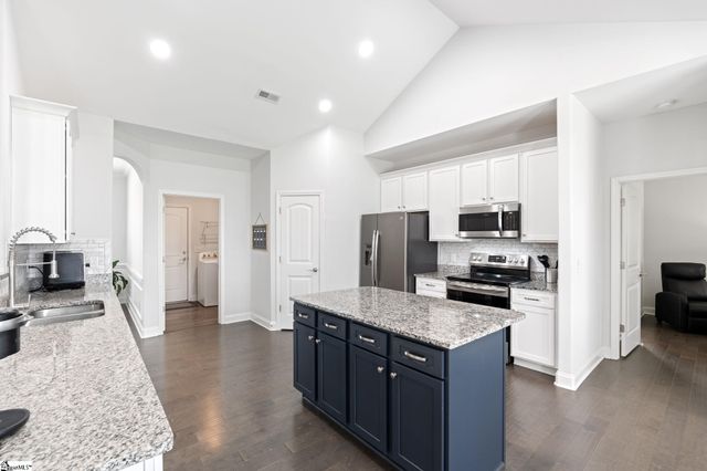 203 Claridge Way, Greer, SC 29651