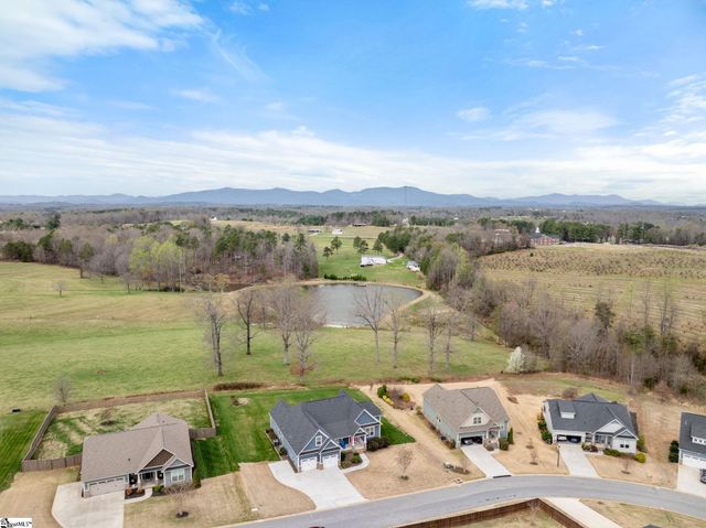 203 Claridge Way, Greer, SC 29651