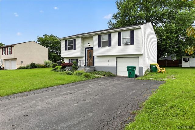 6593 Parkwood Drive, Lockport Town, NY 14094
