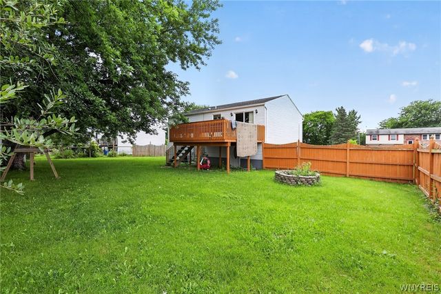 6593 Parkwood Drive, Lockport Town, NY 14094
