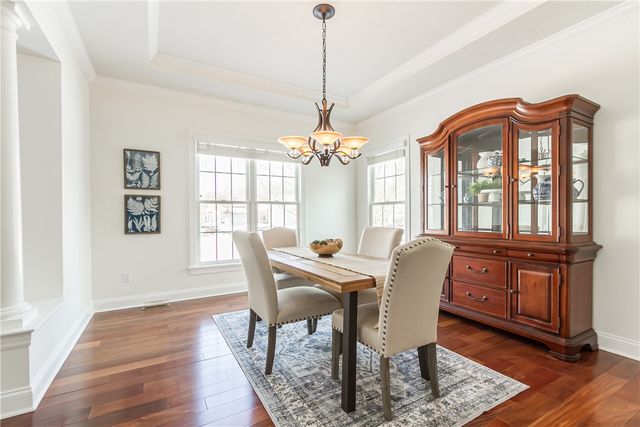 1042 Chapelhill Drive, Victor, NY 14564