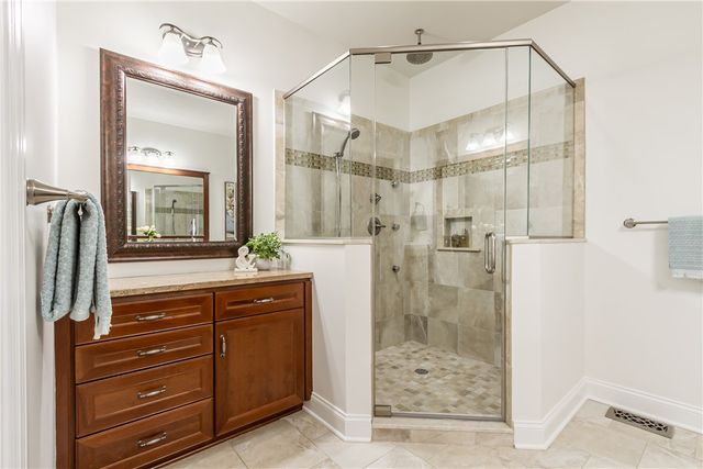 1042 Chapelhill Drive, Victor, NY 14564