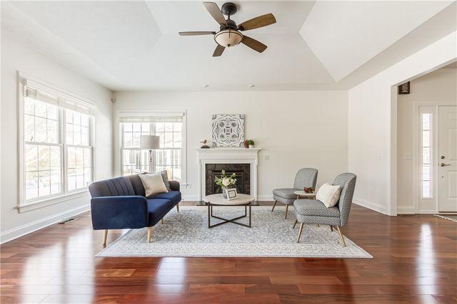 1042 Chapelhill Drive, Victor, NY 14564