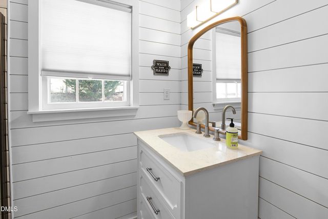 1023 Devonshire Trail, Aberdeen, NC 28315