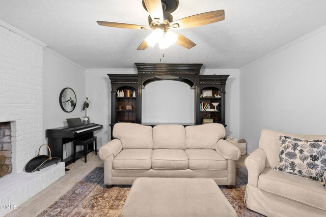 1023 Devonshire Trail, Aberdeen, NC 28315