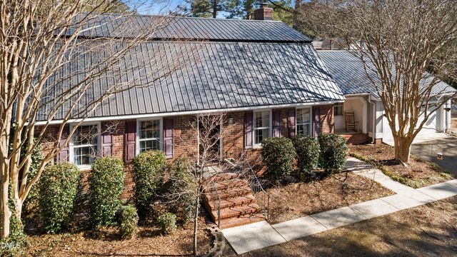1023 Devonshire Trail, Aberdeen, NC 28315