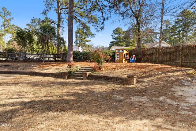 1023 Devonshire Trail, Aberdeen, NC 28315