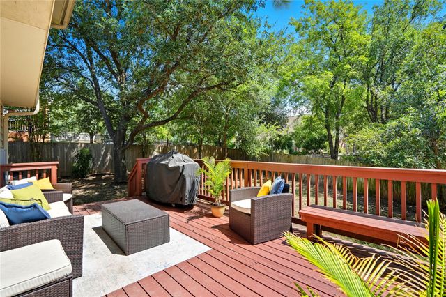 11003 Grapevine LN, Austin, TX 78759