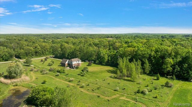 5035 Hidden Ridge Drive, Hadley Township, MI 48455