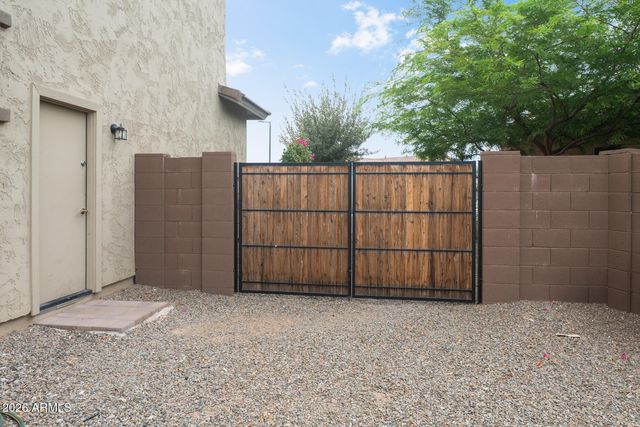 22687 E SAN TAN Boulevard, Queen Creek, AZ 85142