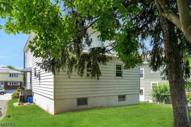 723 2Nd Ave, Lyndhurst Twp., NJ 07071