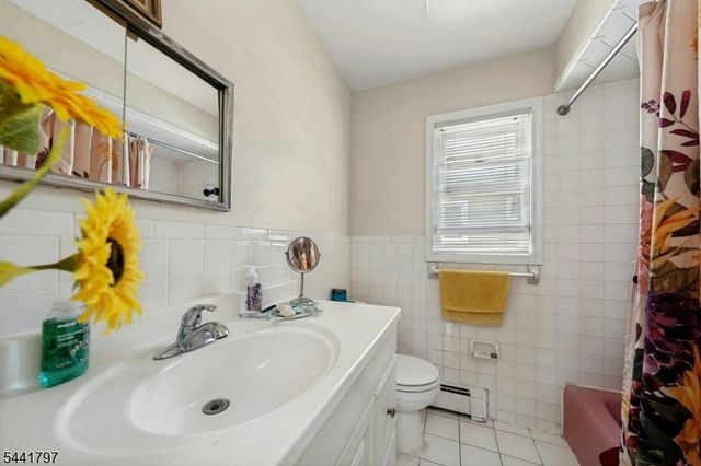 723 2Nd Ave, Lyndhurst Twp., NJ 07071