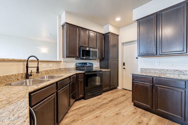 1862 W VERMONT Avenue, Phoenix, AZ 85015