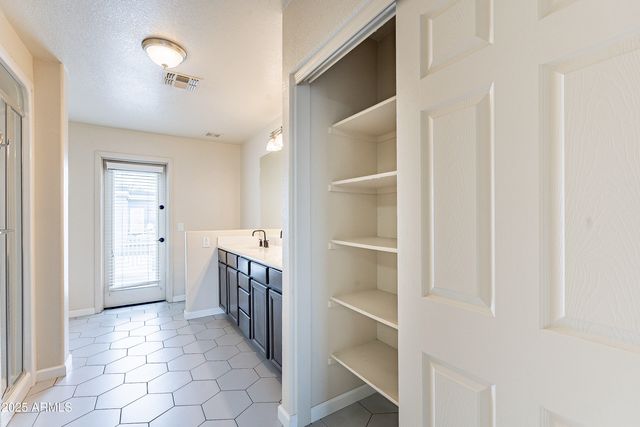 1862 W VERMONT Avenue, Phoenix, AZ 85015