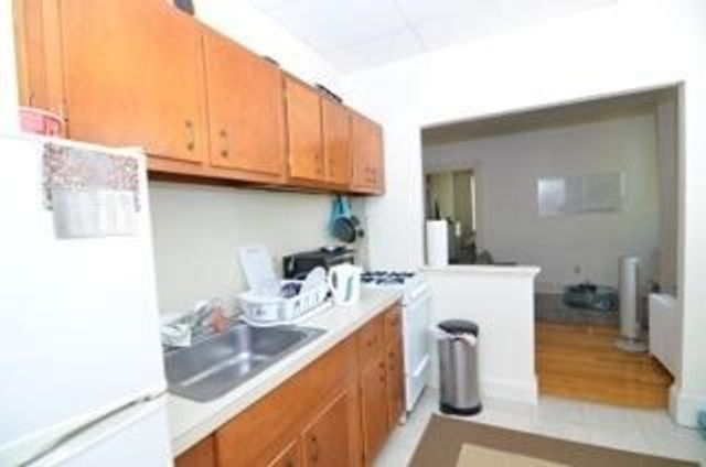 8 Fayette St 4L, Boston, MA 02116