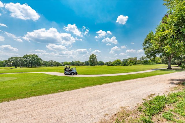 8153 Sands Point Drive 115, Houston, TX 77036