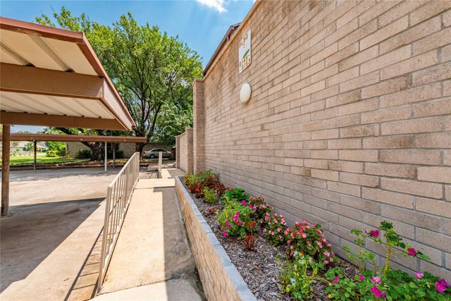 8153 Sands Point Drive 115, Houston, TX 77036