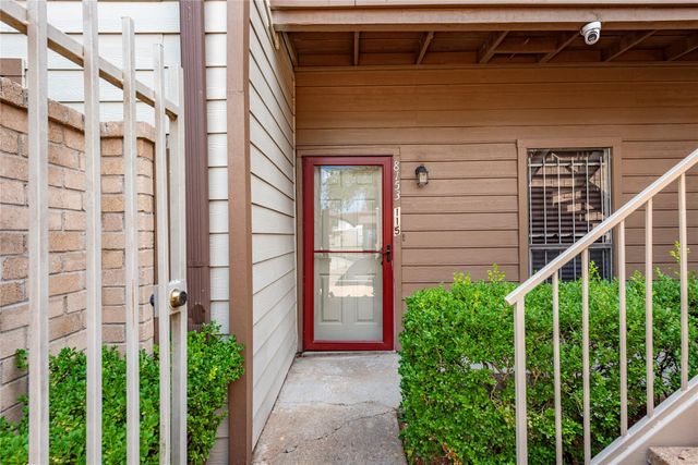 8153 Sands Point Drive 115, Houston, TX 77036