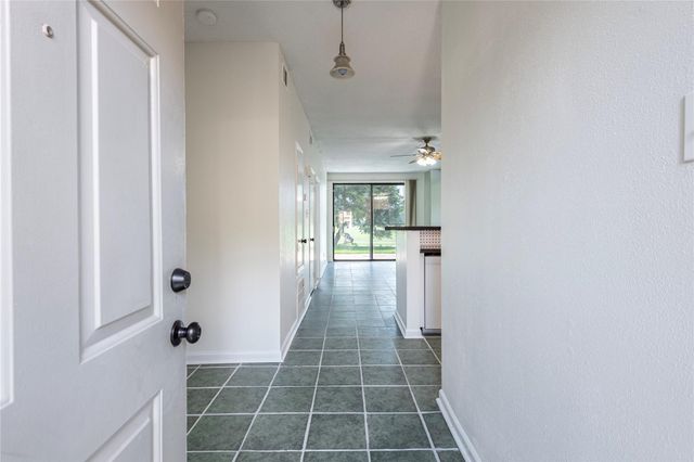 8153 Sands Point Drive 115, Houston, TX 77036