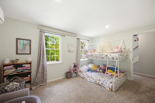 736 Mount Hope St 4, North Attleboro, MA 02760